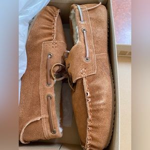 NIB Men’s CLARKS Slippers